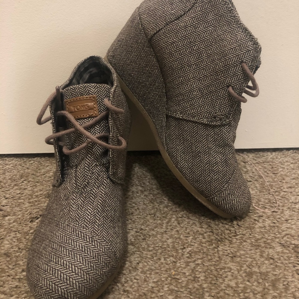 Toms - Brown Ankle Platform Wedge Booties